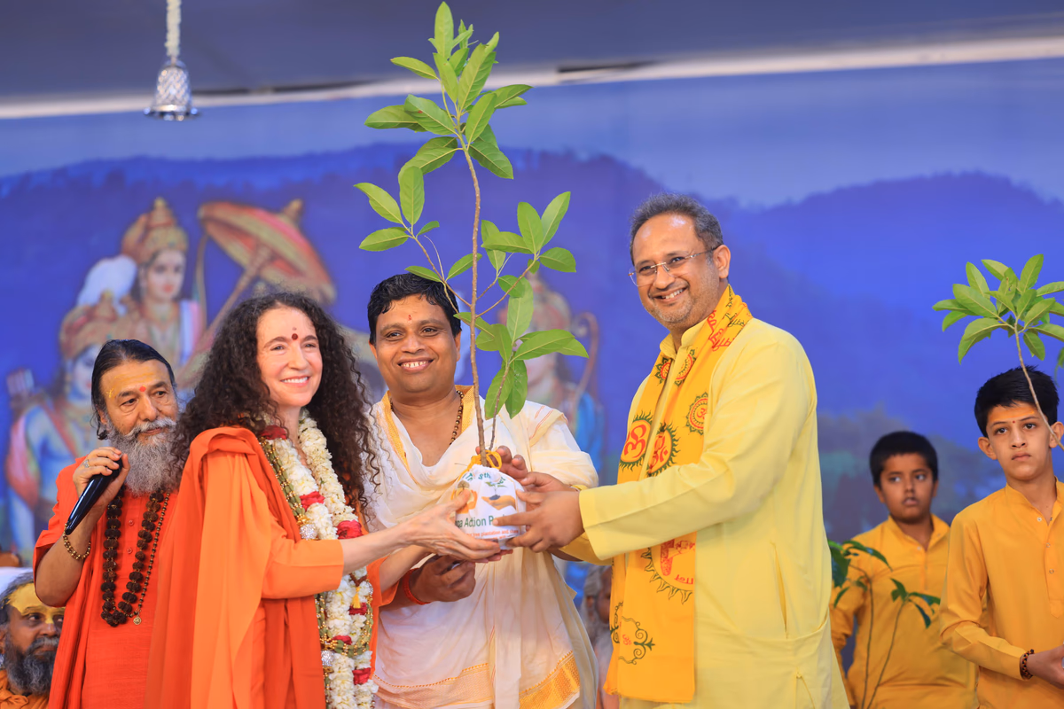 Sadhvi Bhagawati Parmarth Niketan Rishikesh
